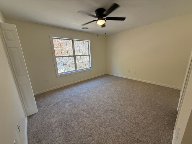 Building Photo - Convenient West Athens 2BD/2.5BA Townhome Minutes from UGA