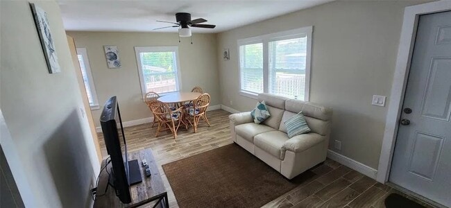 Building Photo - 8429 Citrus Way