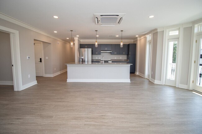 Building Photo - Modern Comfort Meets Historic Character in...