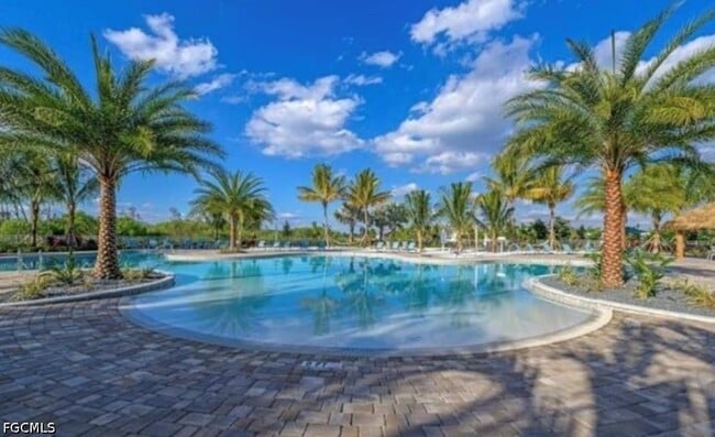 Building Photo - 28000 Longboat Key Run