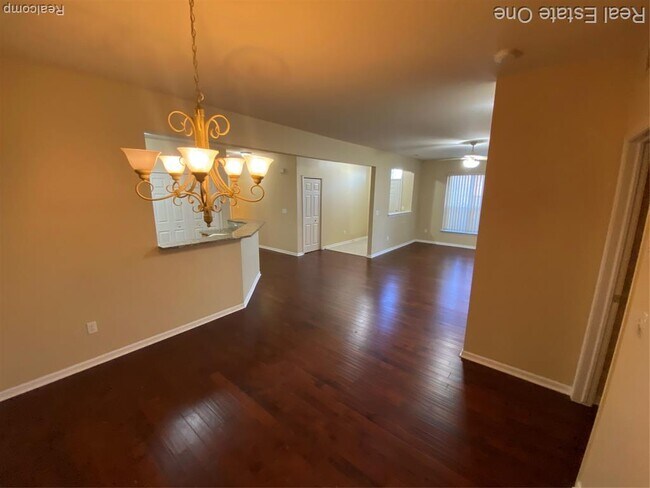Building Photo - 16891 Dover Dr