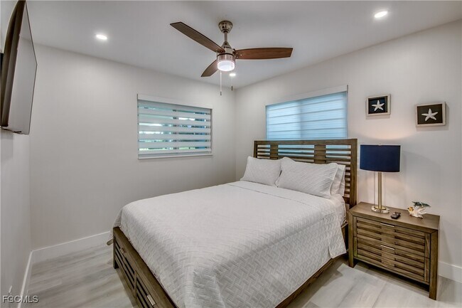 Building Photo - 5325 Mikado Ct