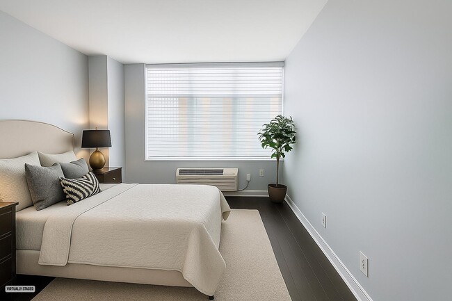 Building Photo - 1450 Washington St