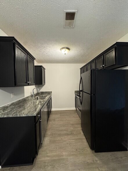 Building Photo - Woodfield Apartment Homes