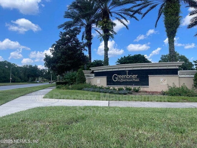 Building Photo - 6881 Woody Vine Dr