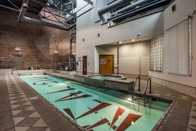 Indoor pool, sauna, and jacuzzi/hot tub - 611 N Park Ave
