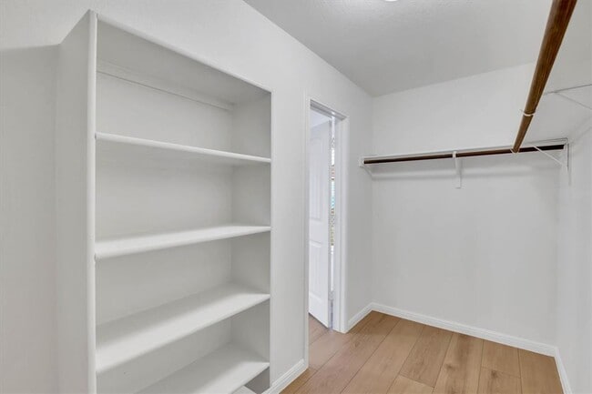 Building Photo - 18321 Cumberland Gap St