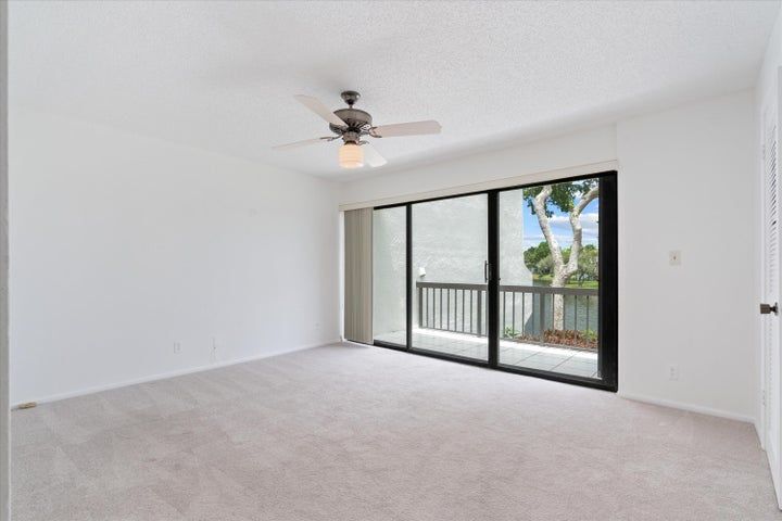 Building Photo - 609 Bridgewood Dr