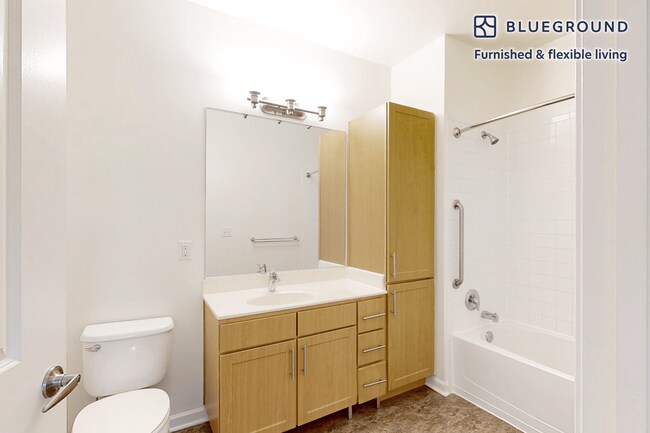 Building Photo - 80 North Centre Ave-SI FL1-ID3475A