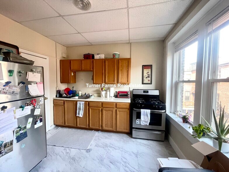 Building Photo - 276 Shawmut Ave