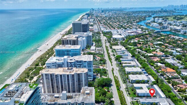 Building Photo - 10178 Collins Ave