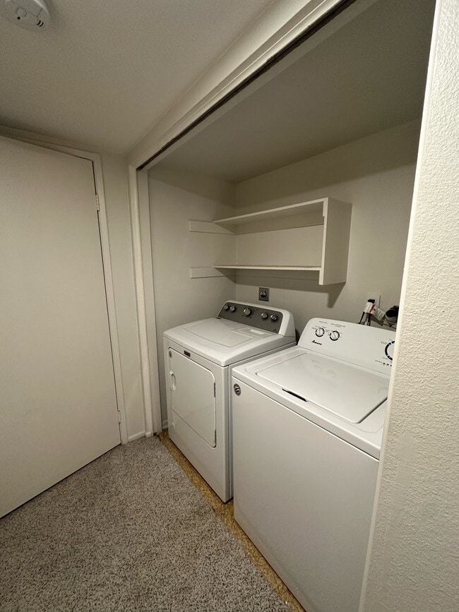 Building Photo - 8828 Pershing Dr