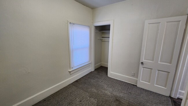 Building Photo - 708 Caledonia St