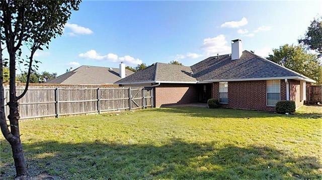 Building Photo - 711 Rolling Hills Dr