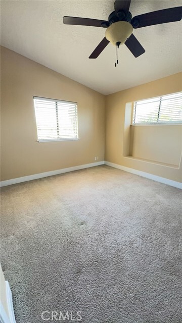 Building Photo - 22547 Cascade Dr