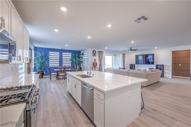 Building Photo - 6093 Avery Pointe St