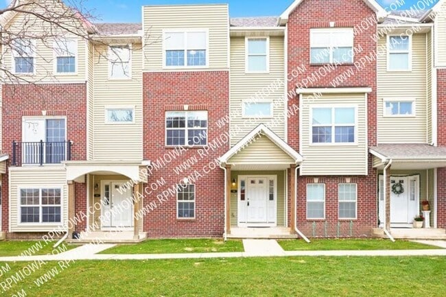 Primary Photo - 9140 Greenspire Dr