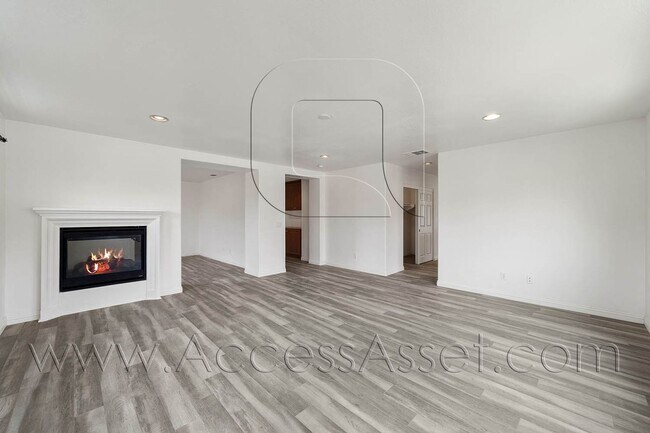 Building Photo - 8036 Englesma St