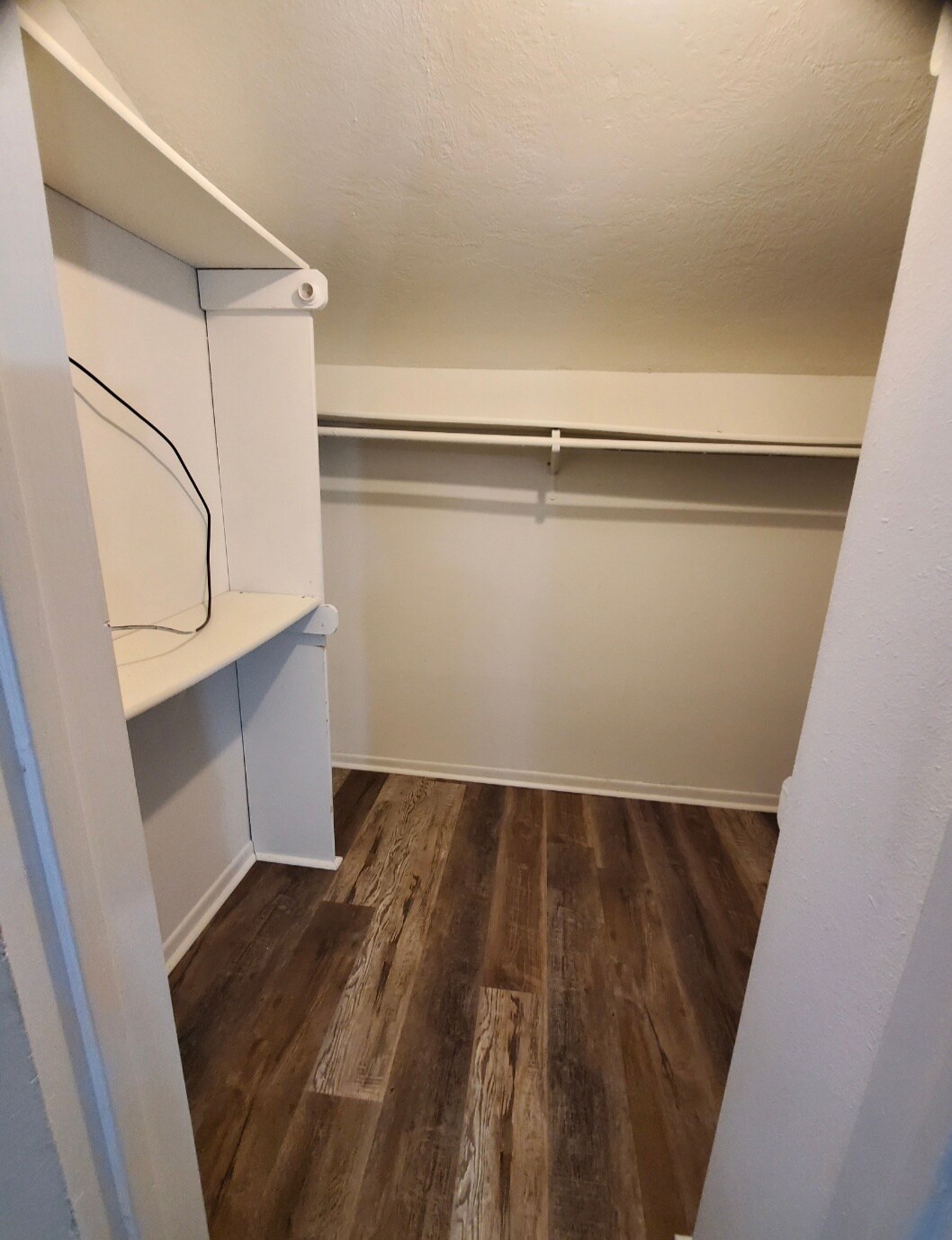 Building Photo - 7455 Calder Ave