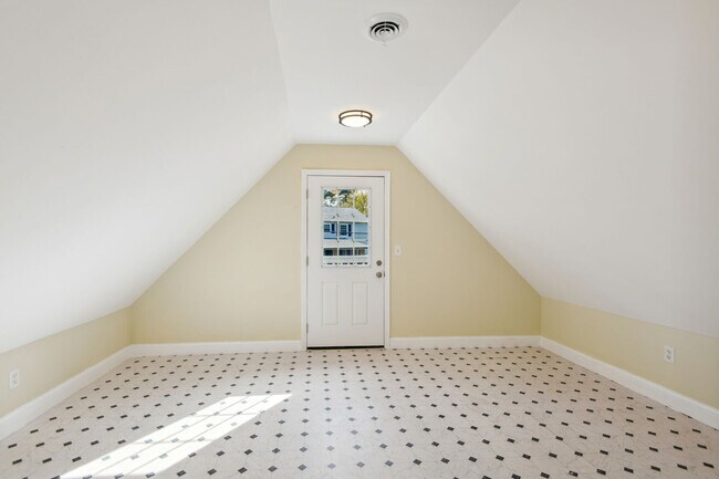 Building Photo - 12507 Starlight Ln