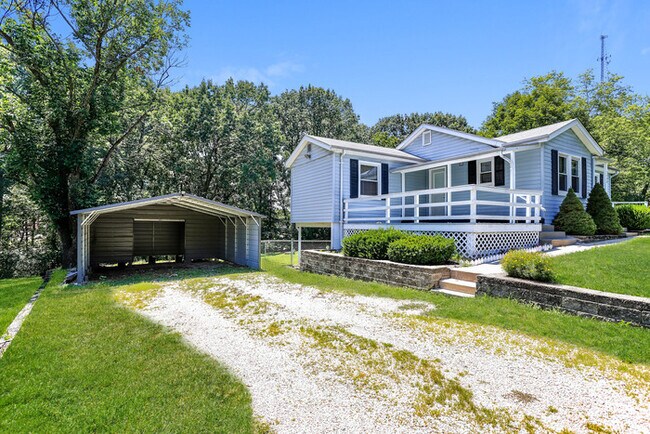 Building Photo - Cute 3-Bedroom Home