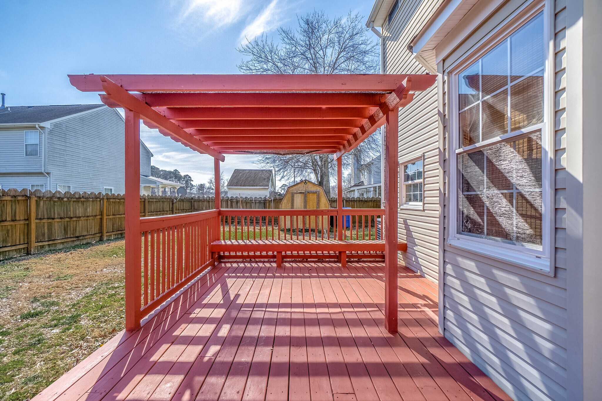 Building Photo - 305 Hidden Falls Ct