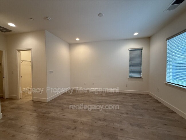 Building Photo - 8441 Ponta Delgada Dr