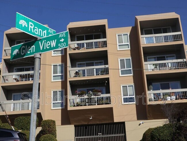 Building Photo - 765 Rand Ave