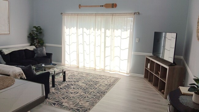 Building Photo - Furnished Two-Bedroom, Two-Bath Townhome in Little River. Available early December, 2025!