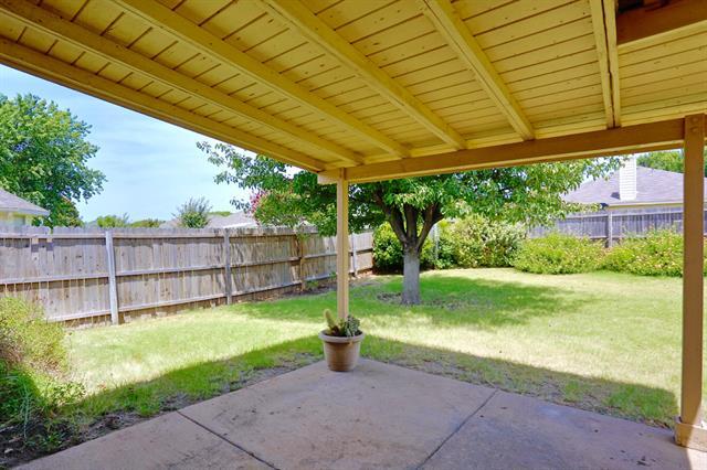 Building Photo - 9208 Chesapeake Ln