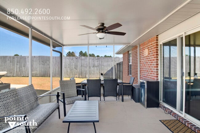 Building Photo - 33633 Field Stone Ln