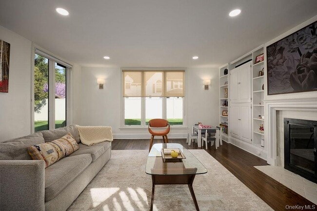 Building Photo - 4 Glenwolde Park