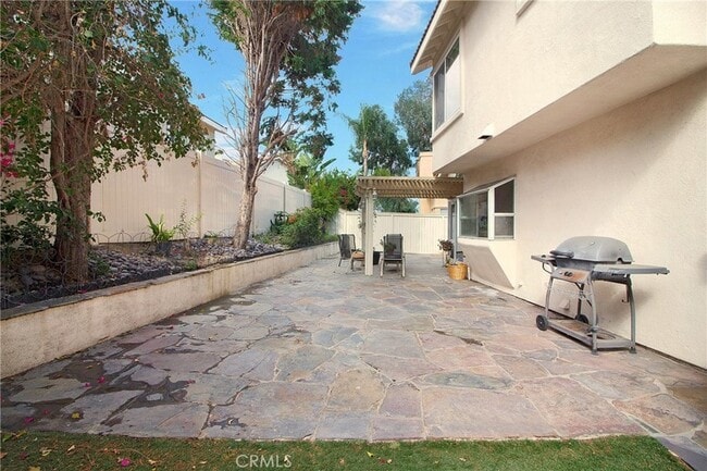 Building Photo - 24952 Via Denise