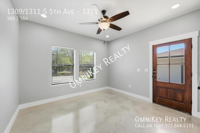 Building Photo - 1309/1311 S 5th Ave-1311