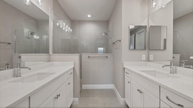 Building Photo - 690 Allora Ave