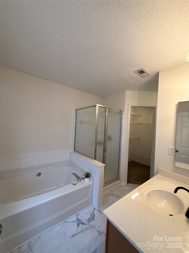 Building Photo - 9806 Baxter Caldwell Dr