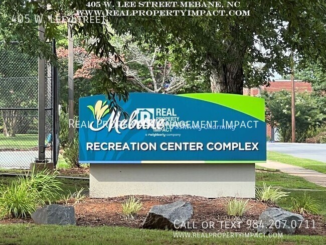 Building Photo - 405 W Lee St