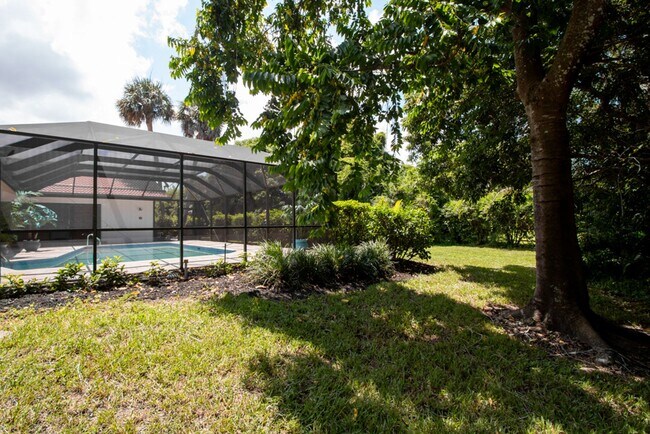 Building Photo - Naples Annual Rental –Single-Family Home w...