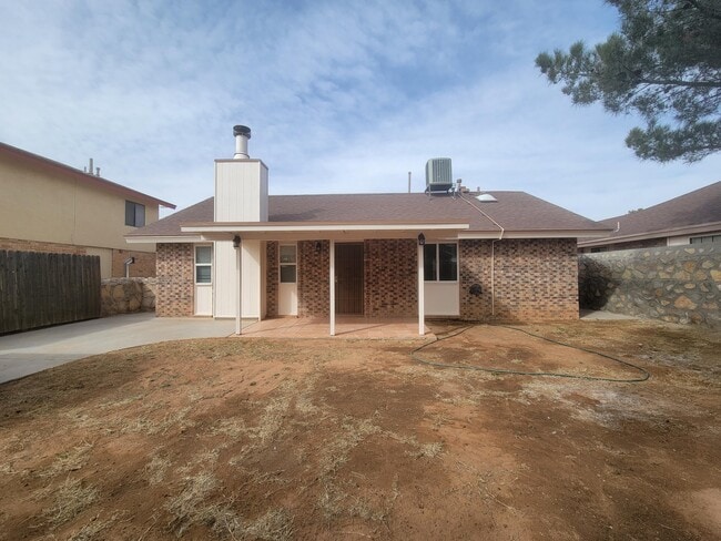 Building Photo - 10918 Joe Dimaggio Cir