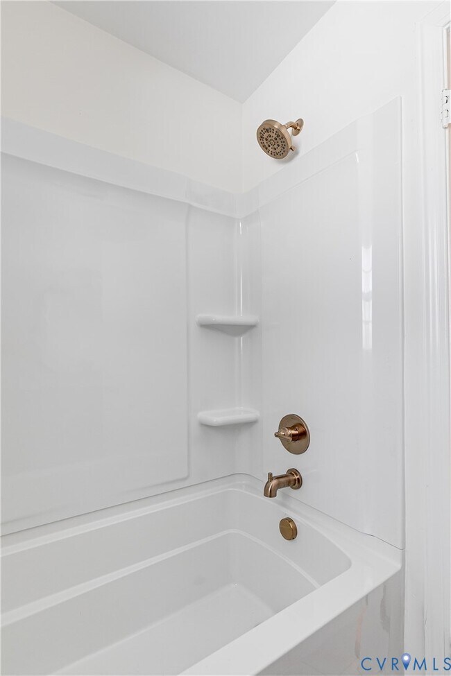 Building Photo - 5532 Jessup Rd