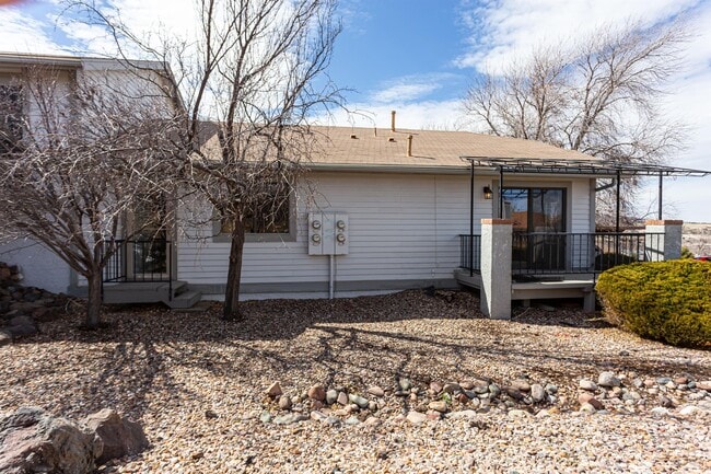 Building Photo - 3099 Peaks View Ln