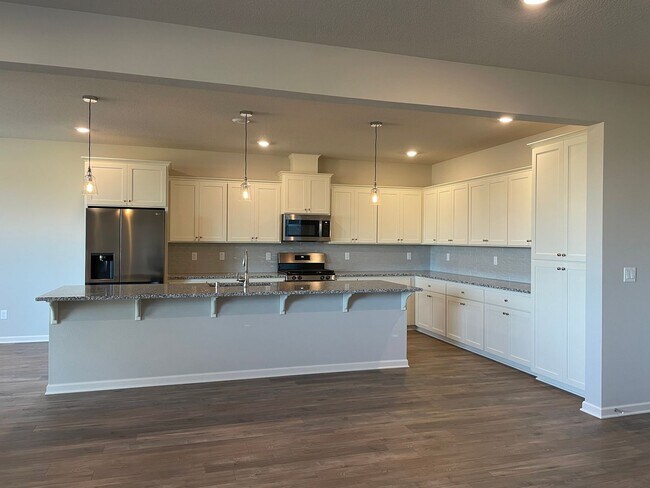 Building Photo - NEWER 4 Bed 2.5 Bath Home! Located near the Ridgefield Outdoor Recreation Center, equestrian faci...