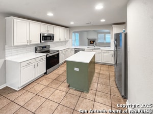 Building Photo - 26023 Indian Clf