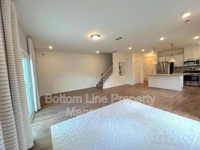 Building Photo - 3661 Secrest Lndg