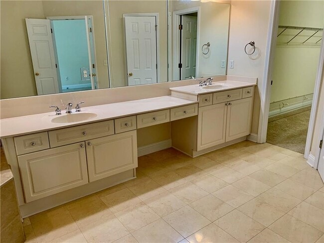 Building Photo - 1303 Creekside Pl SE