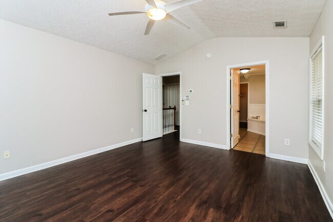 Building Photo - 109 Diamond Ridge Ave