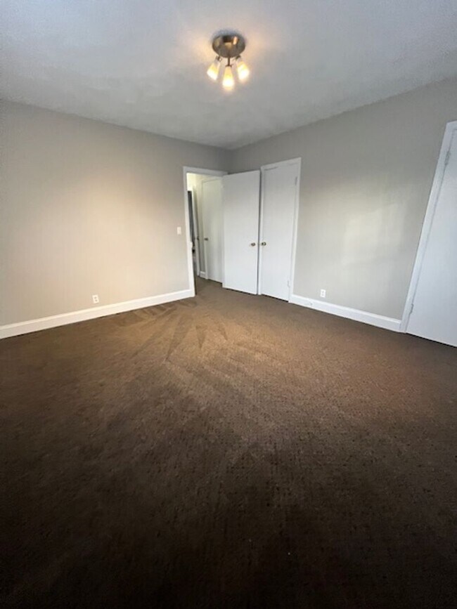 Building Photo - Charming 3-bedroom, 1-bath in Wilmore, KY