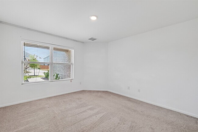 Building Photo - 3039 Ash Ray Dr