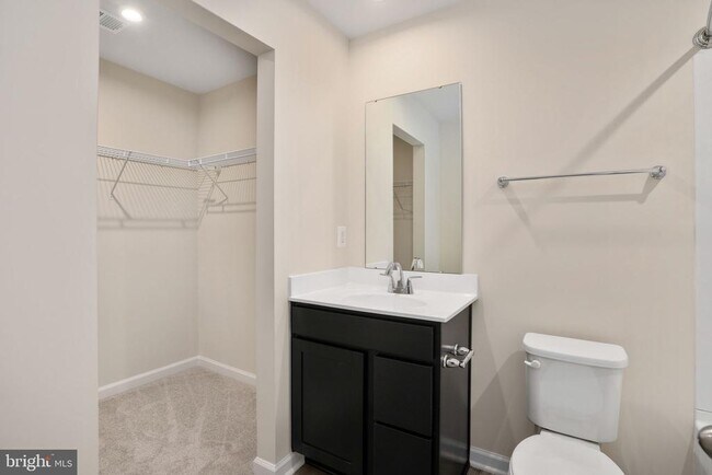 Building Photo - 7263 Congressional Cir