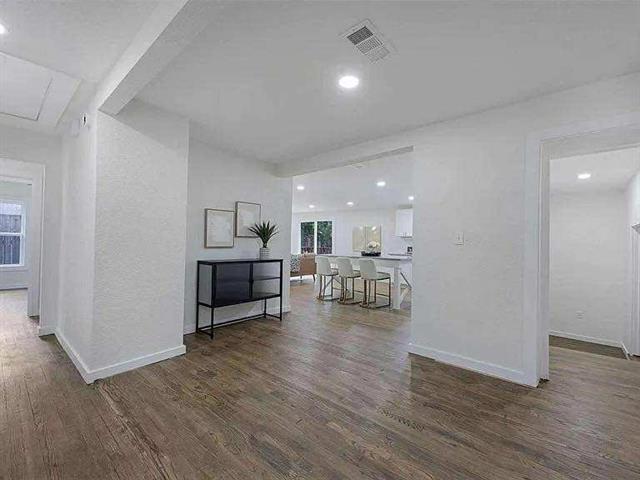 Building Photo - 10913 Joaquin Dr